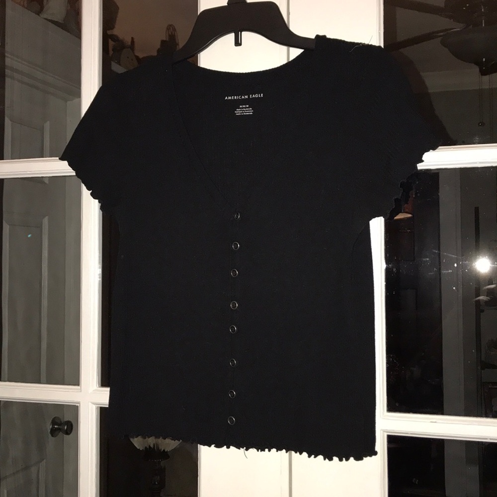 Black button up American eagle top